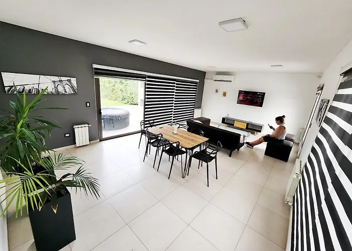 Casa En Barrio Privado Lujan